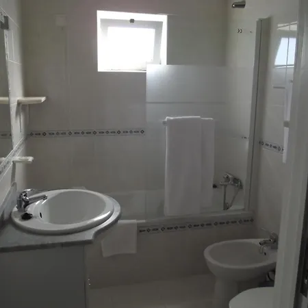 Frentomar Affittacamere 3*